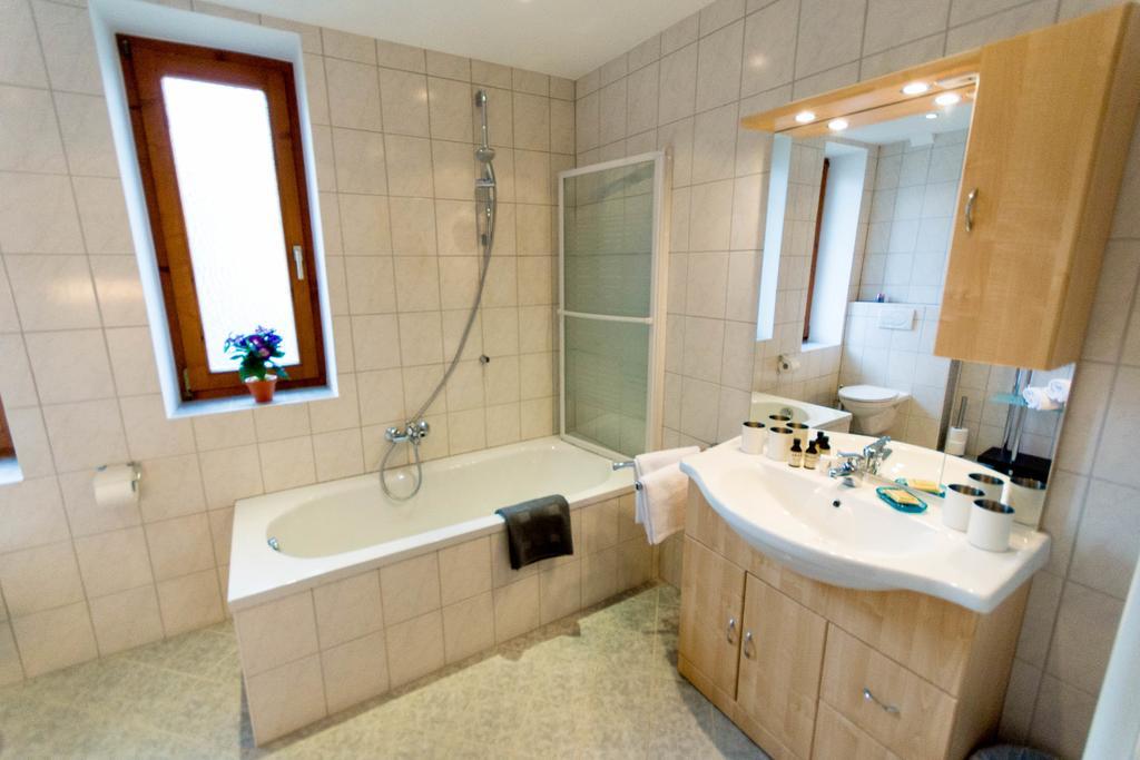 Ski-N-Lake City Apartments Zell am See Bagian luar foto