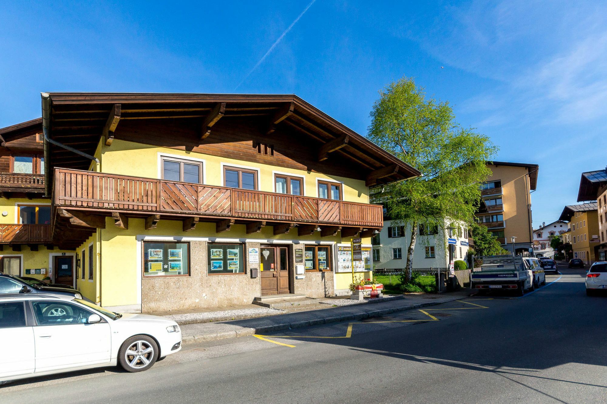 Ski-N-Lake City Apartments Zell am See Bagian luar foto