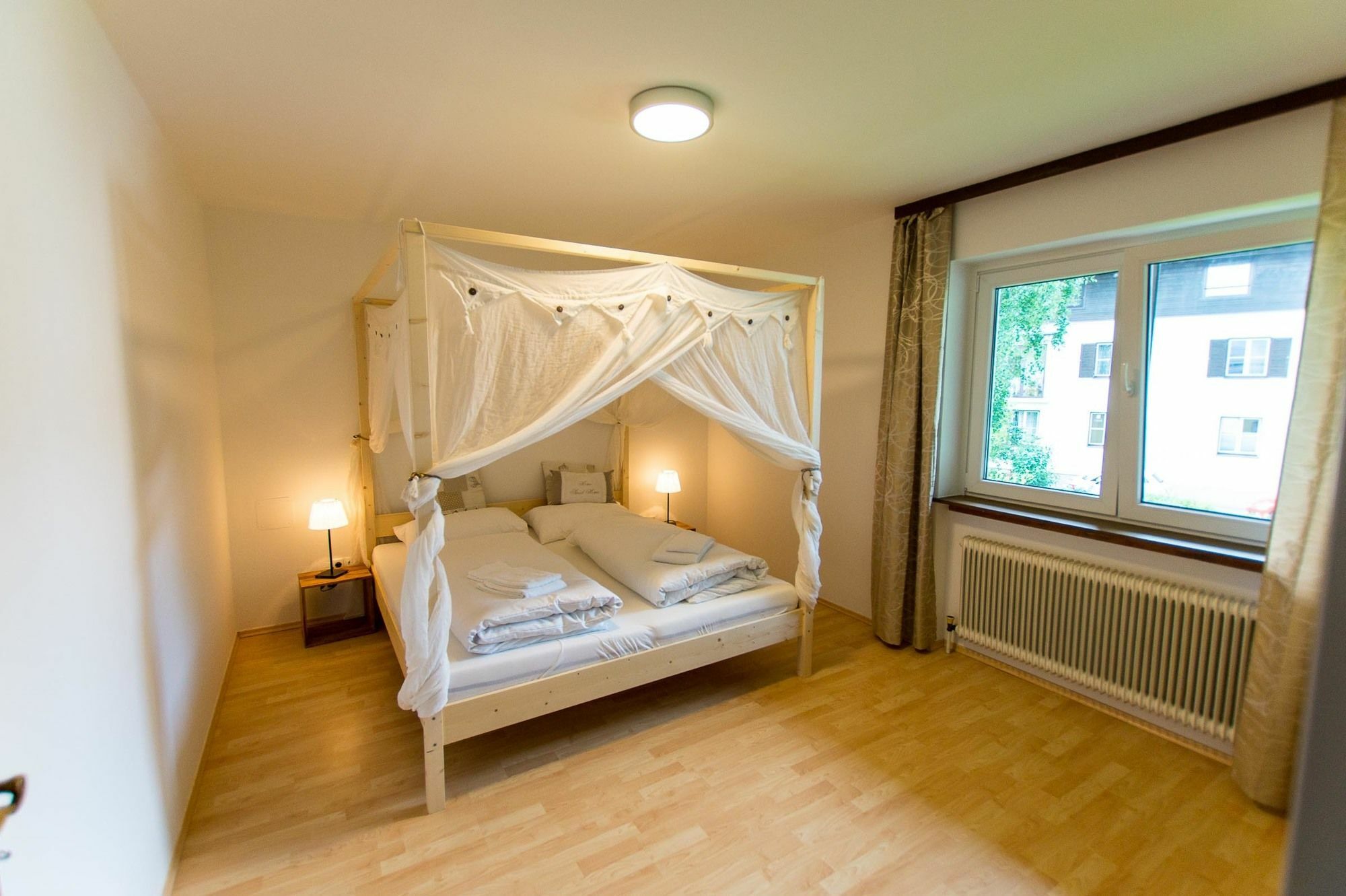 Ski-N-Lake City Apartments Zell am See Bagian luar foto