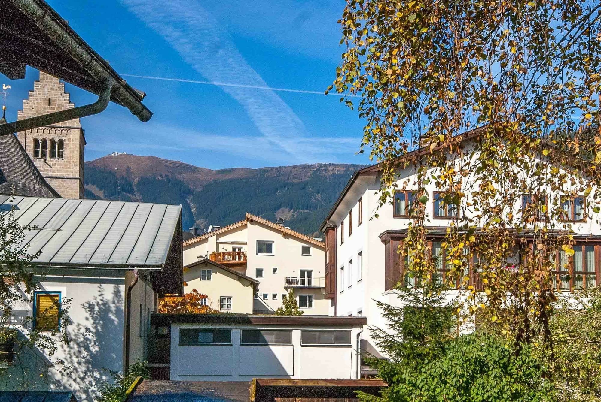 Ski-N-Lake City Apartments Zell am See Bagian luar foto